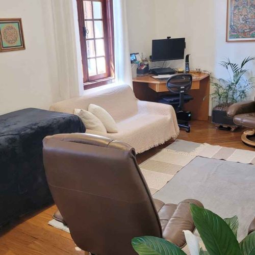 Sala de atendimento do consultório em Vila Mariana